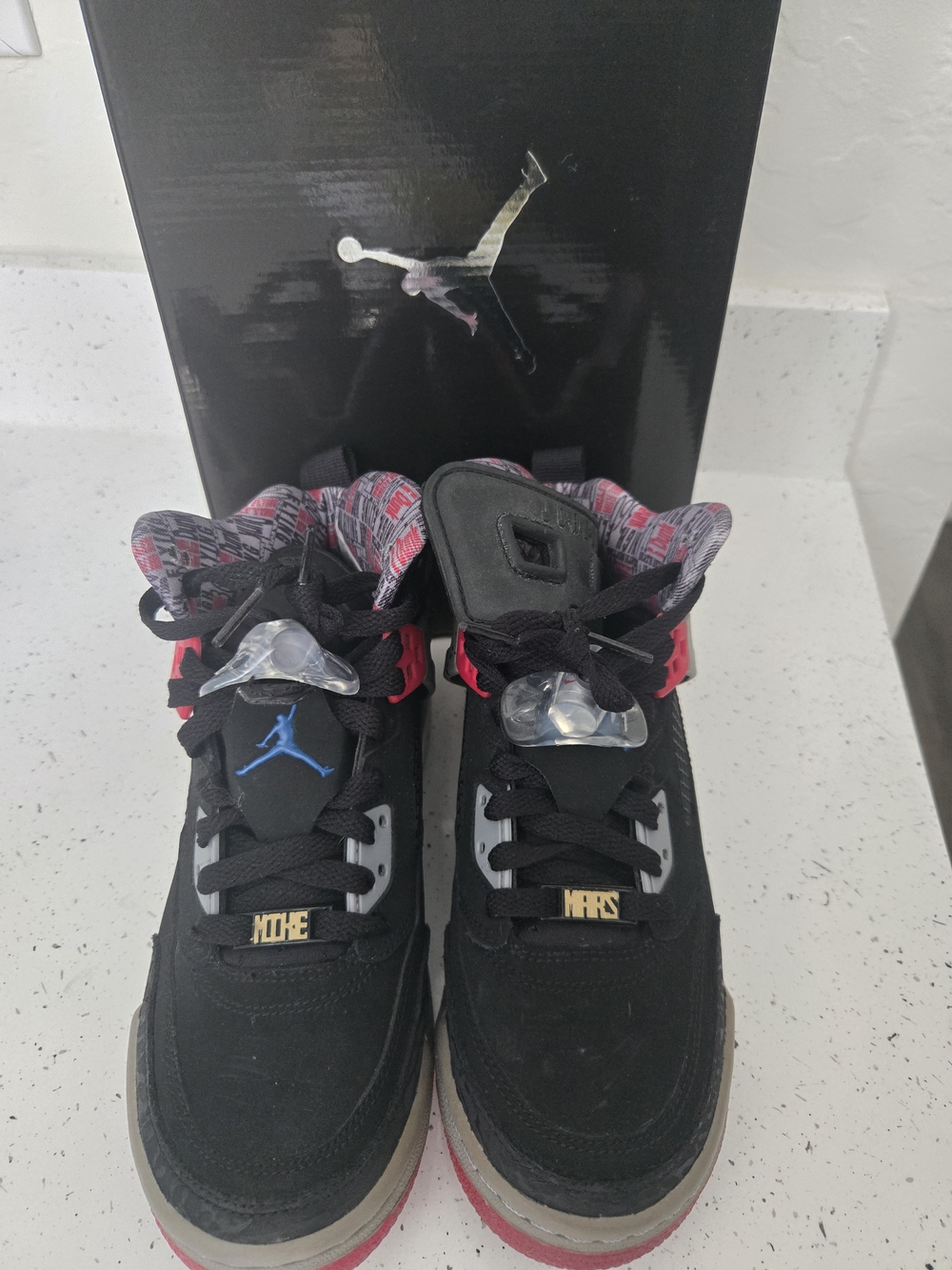 NIKE AIR JORDAN SPIZIKE BLACK VARSITY RED-CEMENT GREY 5.5Y 2009 MARS 315371-062